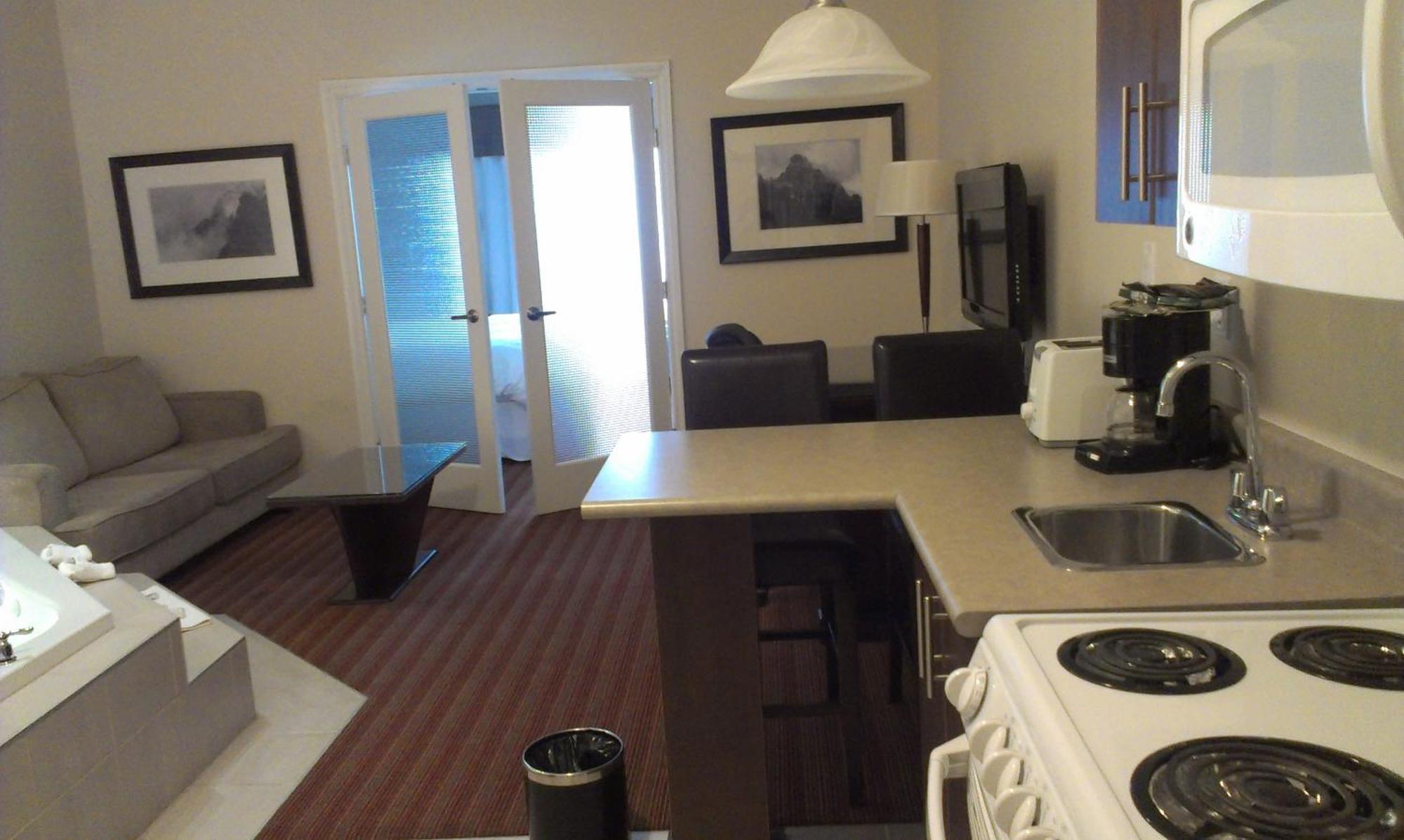 Sigma Inn & Suites Hudson'S Hope Hudson Hope 외부 사진