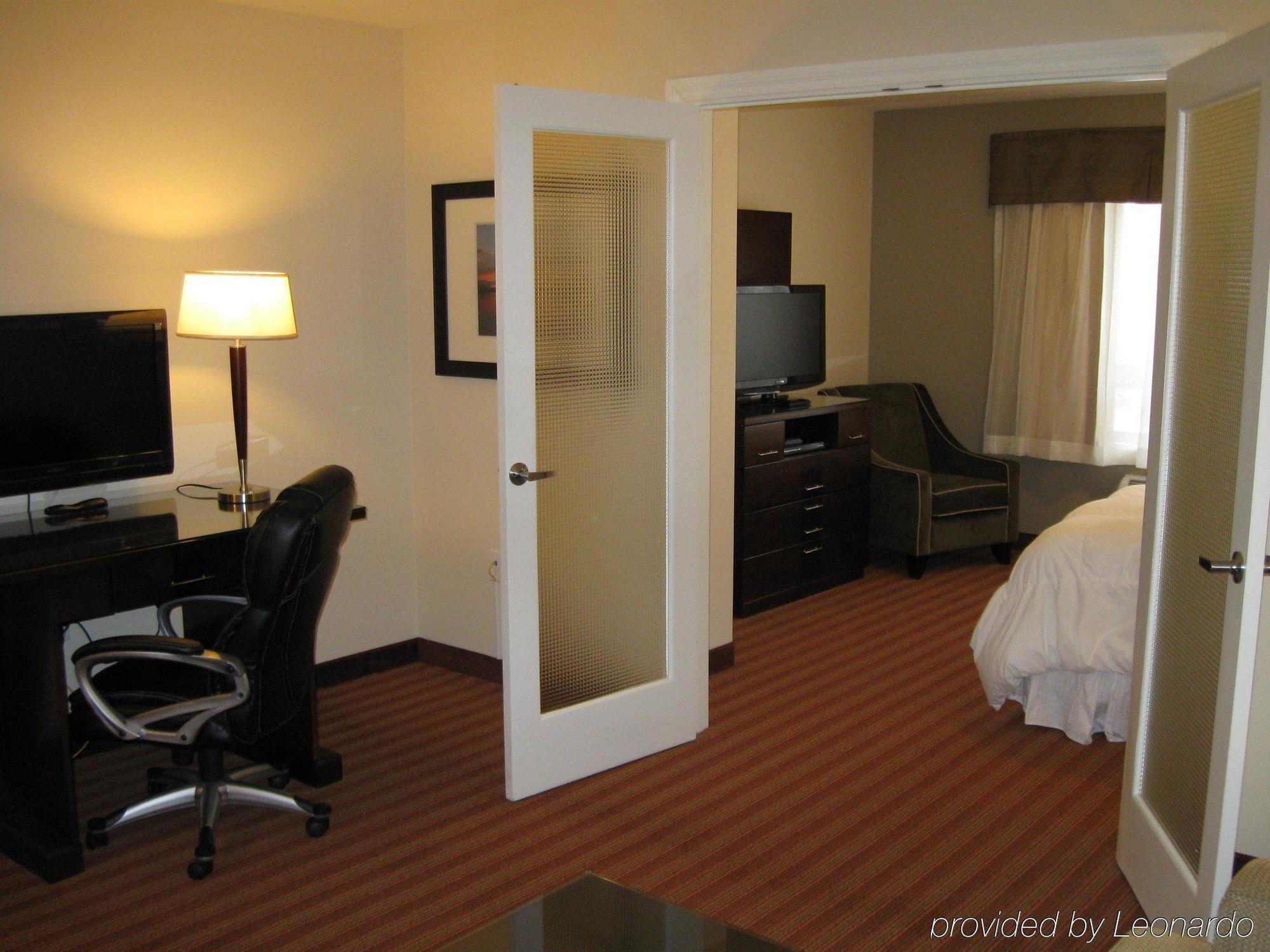 Sigma Inn & Suites Hudson'S Hope Hudson Hope 객실 사진