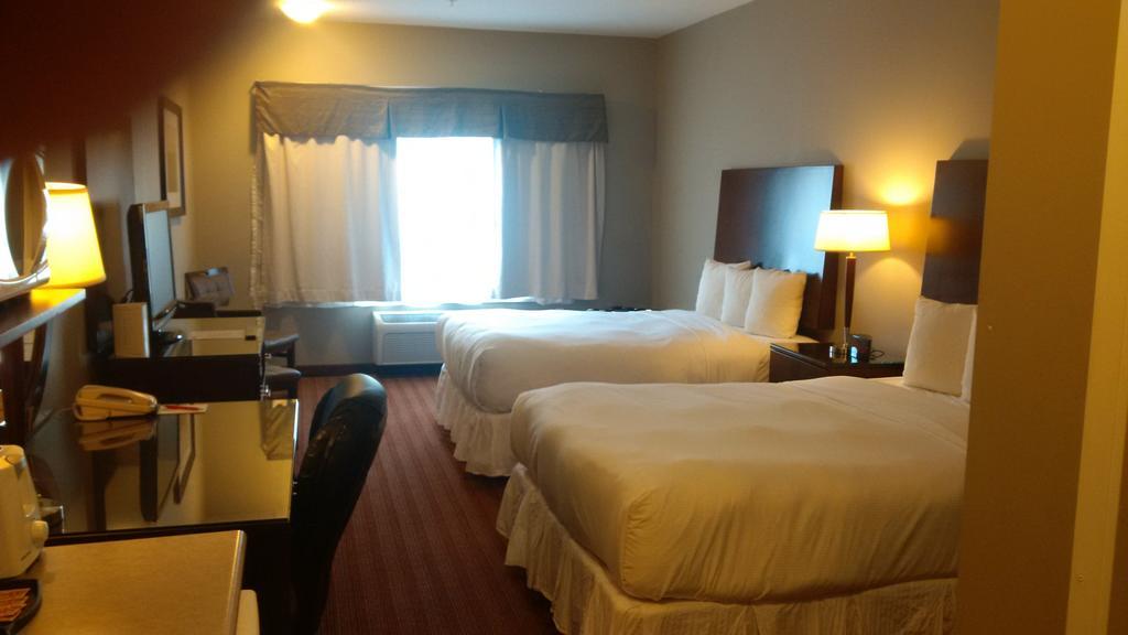 Sigma Inn & Suites Hudson'S Hope Hudson Hope 외부 사진