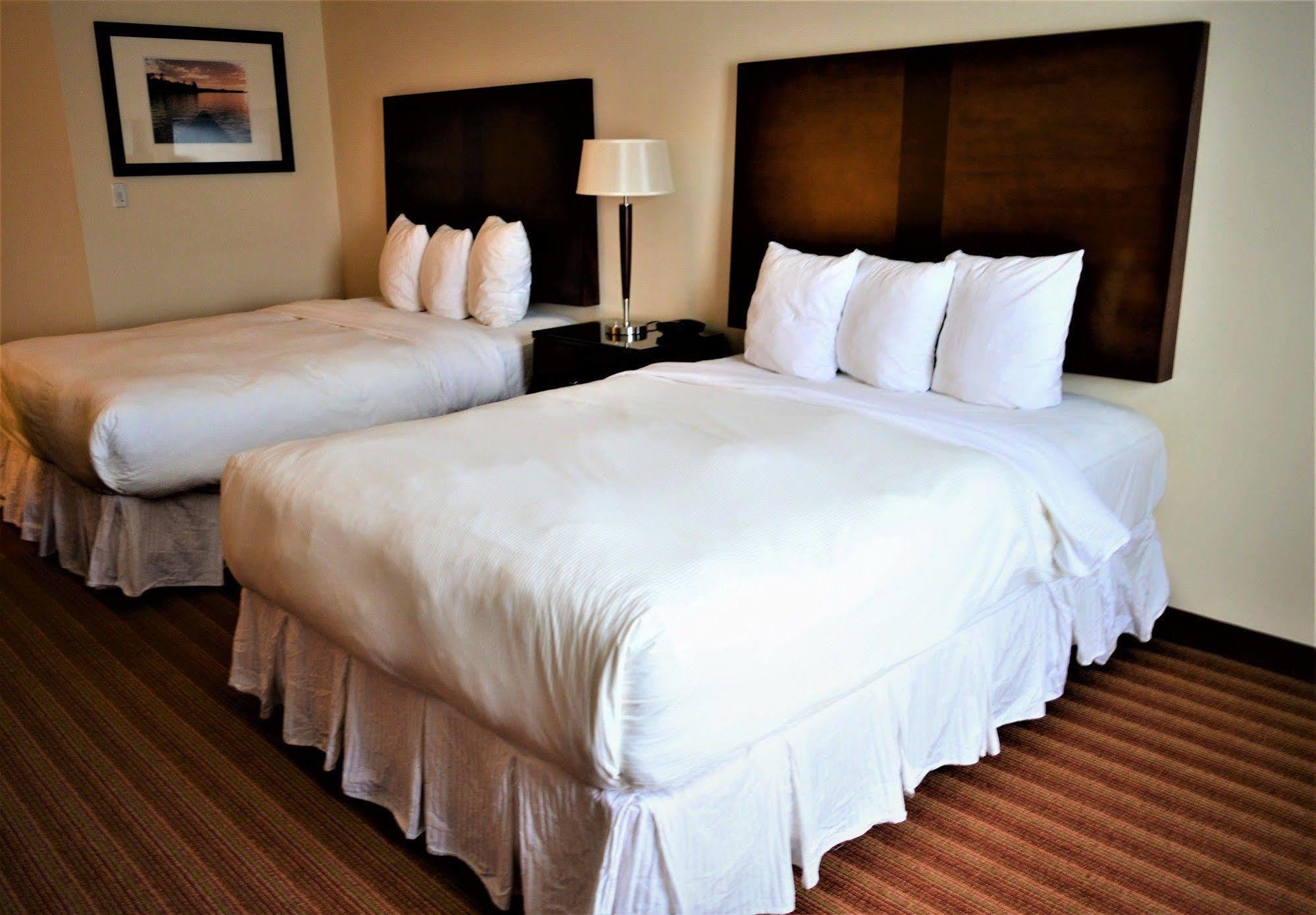 Sigma Inn & Suites Hudson'S Hope Hudson Hope 외부 사진